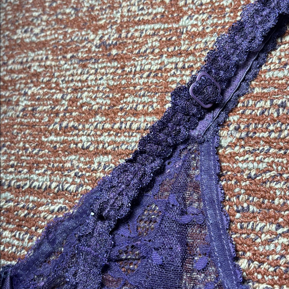 Victorias Secret Bra Vintage sheer purple unlined gold label delicate lace bra - Picture 8 of 13